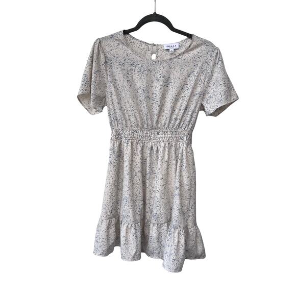 Gilli Dresses & Skirts - Gilli Abstract Blue White Print Short Sleeve Mini Dress Ruffle Hem Women’s M